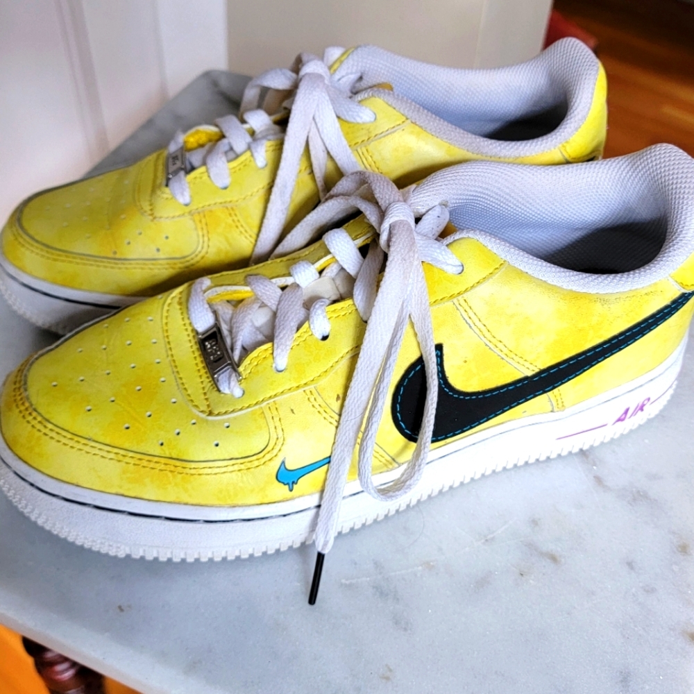 Nike Air "Peace & Love" Sneakers